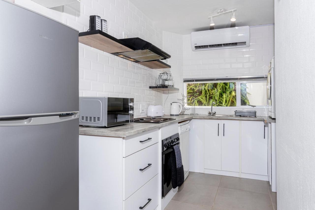 Chco58 - 50m To The Beach! - Perfect Beachside Family * Ballito