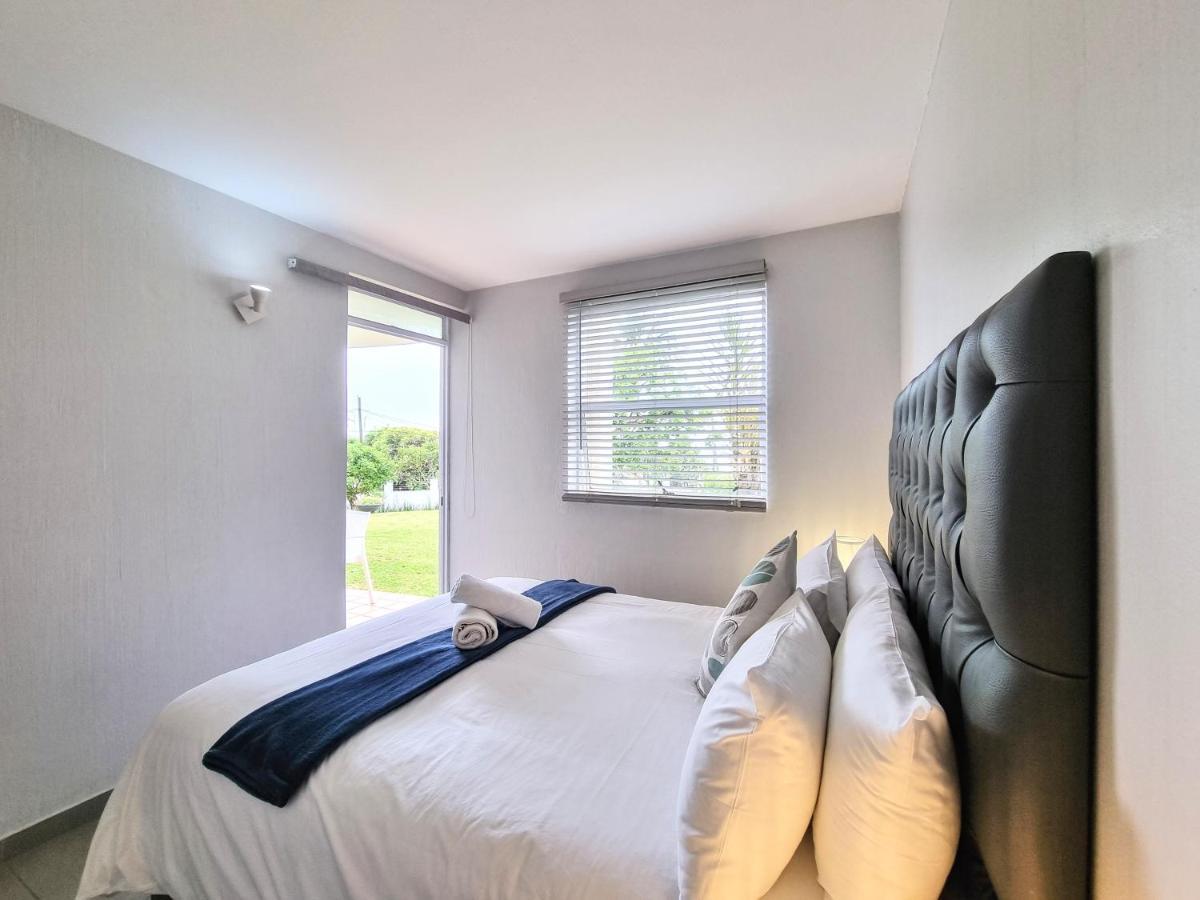 Chco58 - 50m To The Beach! - Perfect Beachside Family Apartment Ballito